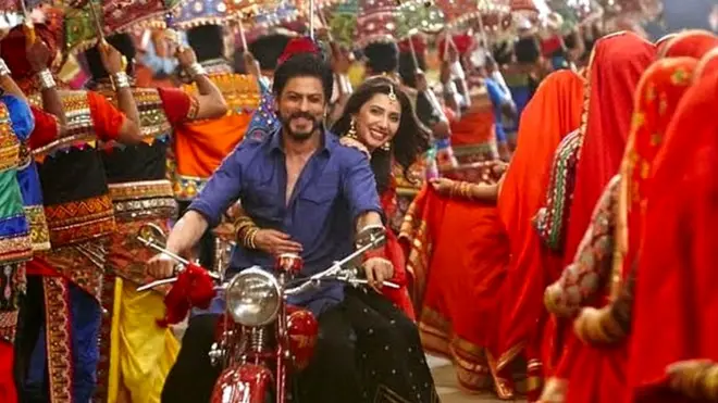 شاه رخ خان وویل، امیتاب دا هم ورته ویلي، چې که څه وشول، نو بښنه وغواړه.