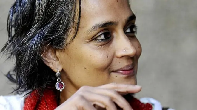 अरुंधति रॉय