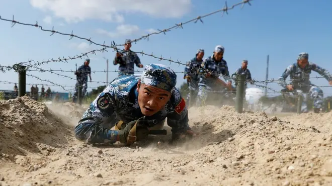 Kwa waamaji wa China kuna kutambaa chini ya nyaya za miba