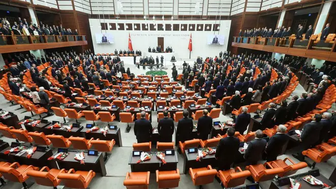 Türkiye Cumhurbaşkanı Recep Tayyip Erdoğan, 1 Ekim 2025 tarihinde Ankara, Türkiye’de Türkiye Büyük Millet Meclisi (TBMM) Genel Kurulu’nda yeni yasama yılının açılışı sırasında parlamentoya hitap ediyor. 