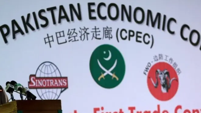 عوامی نیشنل پارٹی کے رہنما میاں افتخار حسین کا کہنا تھا کہ اس کے لیے عدالت سے رجوع کرنا مناسب فیصلہ نہیں تھا