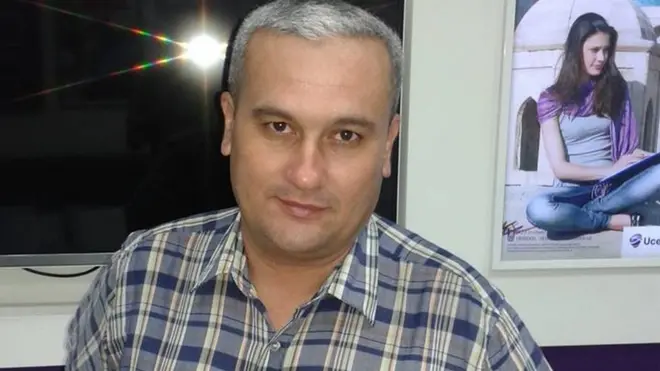 Журналист Бобомурод Абдуллаев 27 сентябр куни бедарак кетган ва орадан бир кун ўтиб, МХХ томонидан ҳибсга олингани ўртага чиққан.