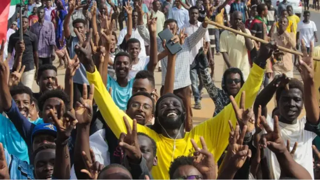 ነቲ ኣብ ሱዳን ዝካድ ዝነበረ ህዝባዊ ተተቃውሞ ማሕበር ሰብ ሞያ ሱዳን እዮም ዝመርሕዎ ነይሮም