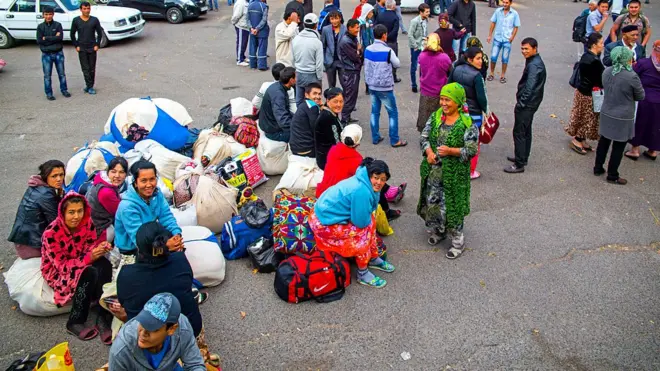 Сурат олдин олинган ва нинг мақолага алоқаси йўқ