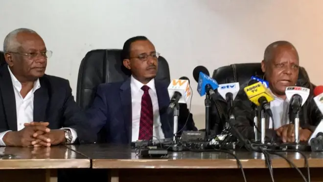 ኣይተ ዳውድ ኢብሳ፣ ኣይተ ለማ መገርሳ፣ ዶክተር መረራ ጉዲና