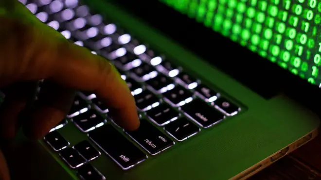 Hackers dey always try get personal information to thief moni from pipo