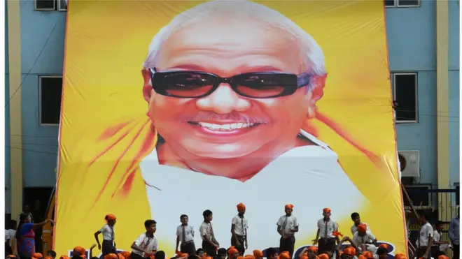 కరుణానిధి, డీఎంకే, ఎల్‌టీటీఈ