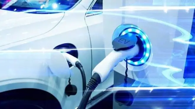 Napajanje električnog automobila