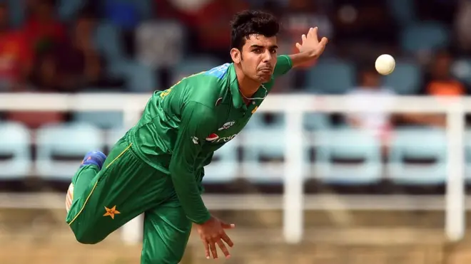 اٹھارہ سالہ لیگ اسپنر شاداب خان کی ویسٹ انڈیز کے خلاف ٹی ٹوئنٹی سیریز میں عمدہ کارکردگی ٹیسٹ ٹیم میں شمولیت کا سبب بنی ہے