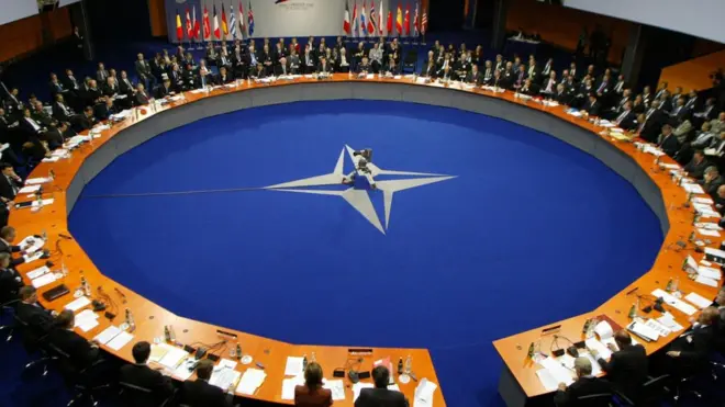 nato toplanti