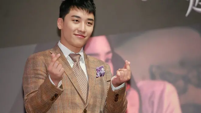 Seungri - thành viên nhóm nhạc Big Bang đang bị cáo buộc các tội danh liên quan đến ma túy và mại dâm