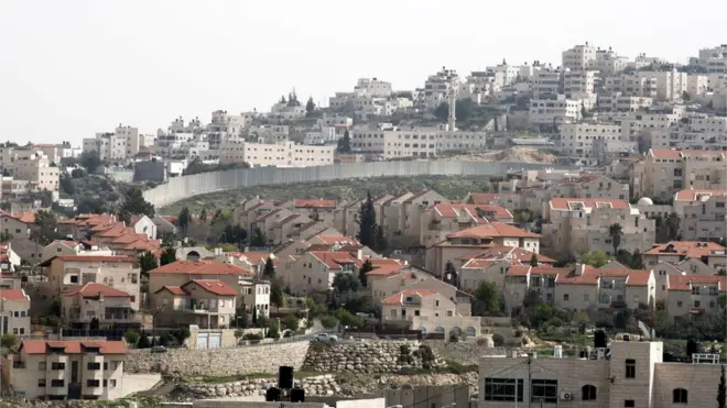 غرب اردن اور مشرقی یروشیلم میں یہودی آبادکاریاں اسرائیل اور فلسطینیوں کے مابین طویل عرصے سے تنازعے کا باعث ہیں