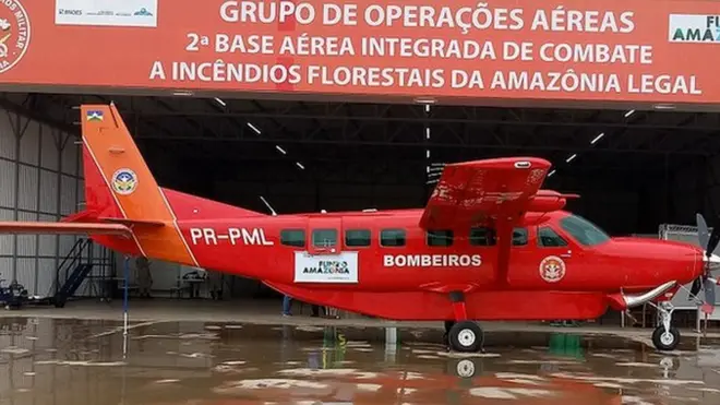 Recursos del Fondo Amazonía han servido para combatir incendios, por ejemplo con la compra de este avión de bomberos.