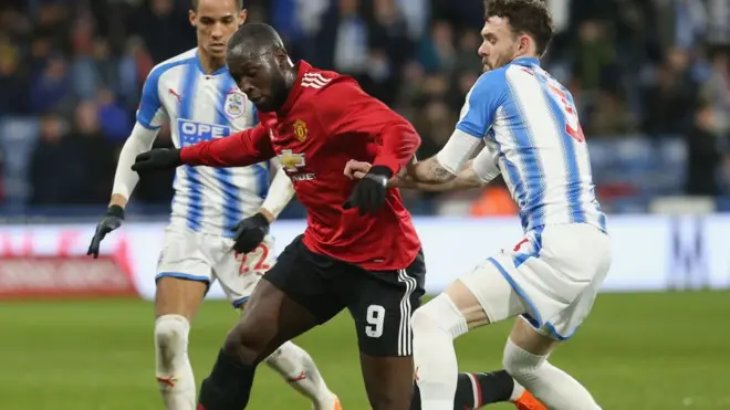 Romelu Lukaku, le double buteur qui a permis à Manchester United de franchir le cap des 8e.