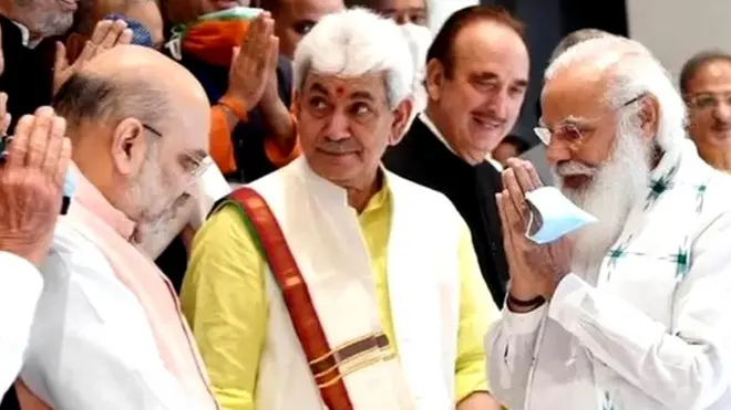 मोदी और कश्मीर के नेता