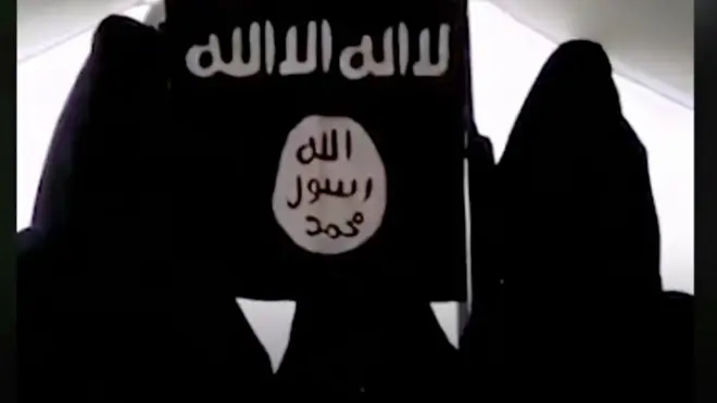 المهمة شبه مستحيلة: حراسة نساء تنظيم الدولة الإسلامية وأطفالهن