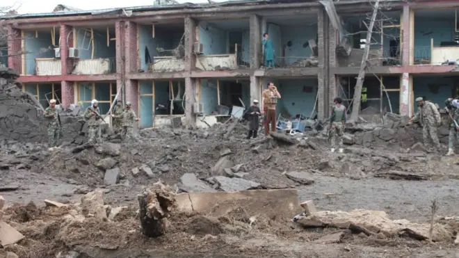 د تندر قول اردو وايي، دې برید کې پنځه ولسي وګړي وژل شوي او پنځه پوځیان او ۱۴ ولسي وګړي ټپیان دي.