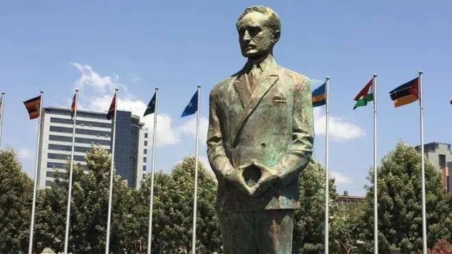 ሓወልቲ ሃፀይ ሃይለስላሴ ኣብ መኽፈቲ ዓመታዊ ጉባኤ ሕብረት ኣፍሪቃ ተመሪቑ