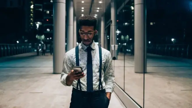 L'extension du soi dans les smartphones est quelque chose que Chalmers a vu avant beaucoup d'autres.