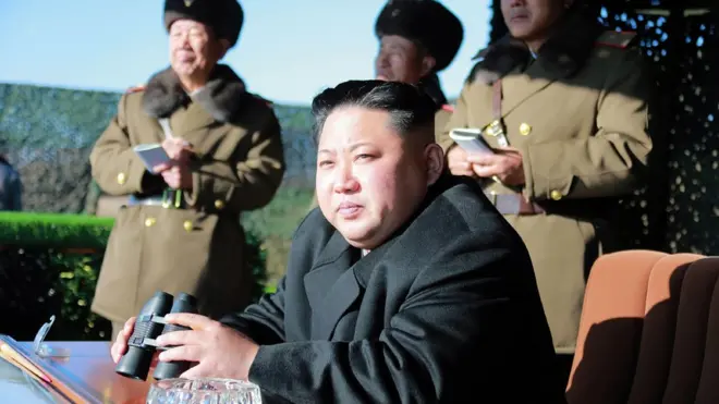 Nhà lãnh đạo Bắc Hàn, Kim Jong-un đã ra lệnh nhiều hoạt động quân sự có tính phô diễn gần đầy, trong đó có một số cuộc thử hỏa tiễn gây quan ngại và căng thẳng trong khu vực.
