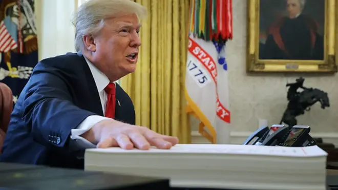 صدر ڈونلڈ ٹرمپ نے کتاب کو جھوٹ کا پلندا قرار دیا ہے