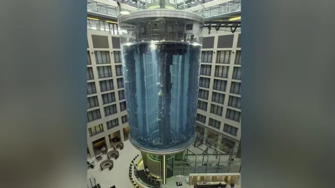 Akvarijum pre eksplozije