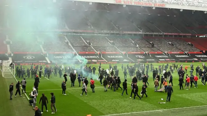 Protesters for Old Trafford
