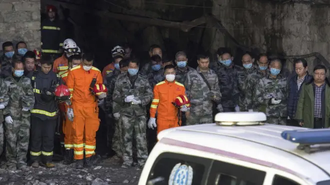 Поисковые и спасательные работы на шахте завершены