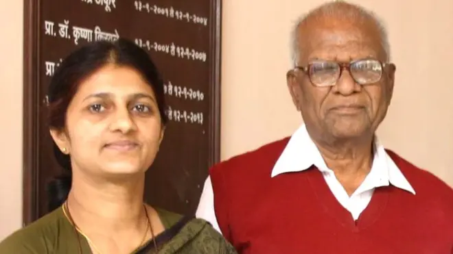 डॉ मेघा पानसरे, गोविंद पानसरे