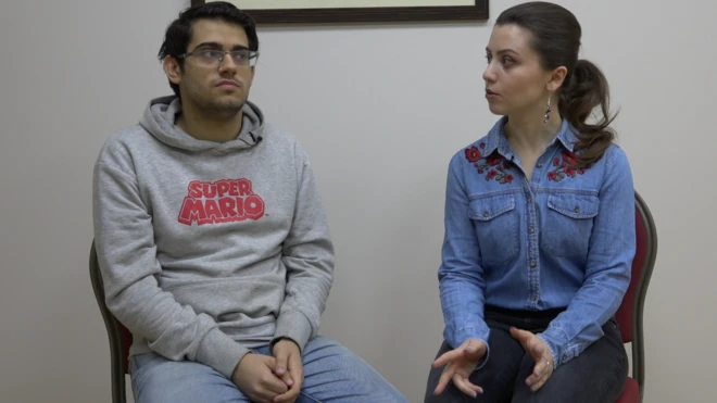 Qoy, mən danışım!