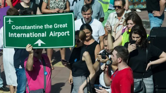 Demonstranti na ulicama Niša