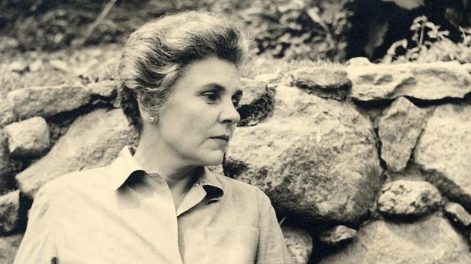 Retratosorteio da quina bolão caixaElizabeth Bishop