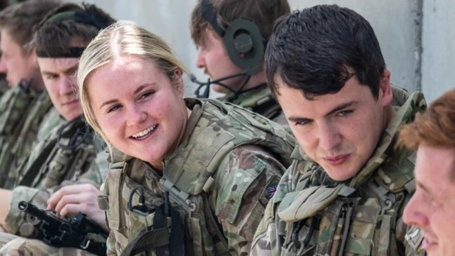 లూసీ చాటన్