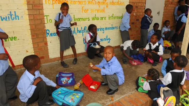 Ngwụcha akwụkwọ