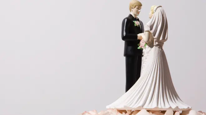 ماذا لو بادرت امرأة بطلب الزواج؟