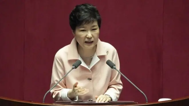 Park Geun-hye menolak tuntutan untuk mundur.