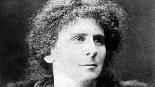 Hertha Marks Ayrton nació en Portsmouth, Inglaterra en 1854.