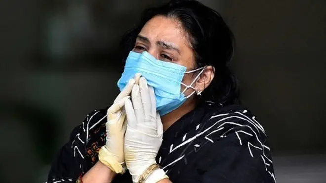 మృతుల కుటుంబీకులు