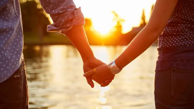 حتى لو لم تكن فكرة رفقاء الروح موجودة، فهناك الكثير من الراحة في الاعتقاد بأن بإمكان الناس العثور على رفيق الروح