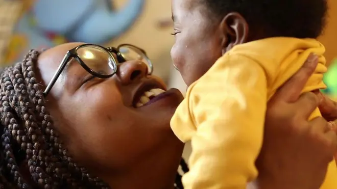 笑可以幫助孩子發育和成長，還會給成人減壓。