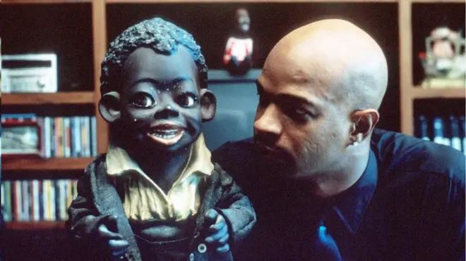 雖然有人批評斯派克‧李用電影撕開了歷史的舊創，但這部片子也因為追溯了新舊種族偏見間的延續關聯性而受到褒揚。