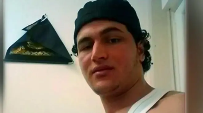 جرمنی میں ہونے والے ٹرک حملے میں ملوث مشتبہ شخص کی تلاش جاری۔