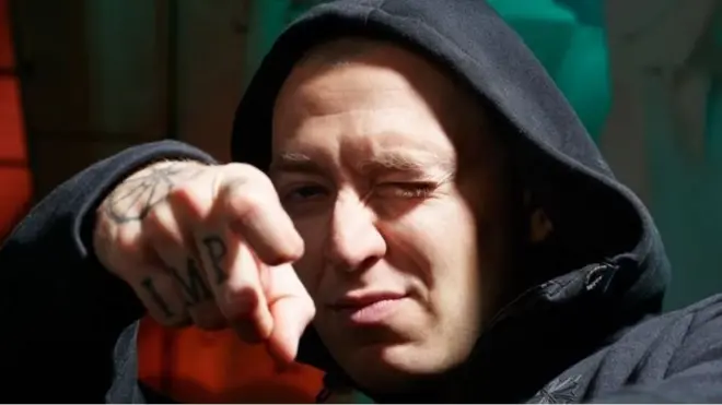 "Это не только и не столько про Хаски, сколько про всех нас и про будущее музыки в России", - говорит Оксимирон