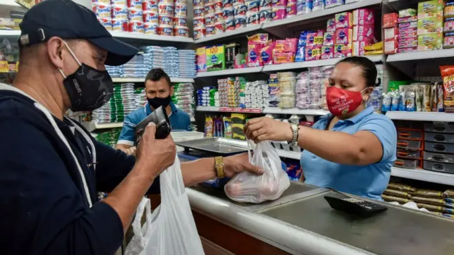 Almacén en Bogotá, Colombia.