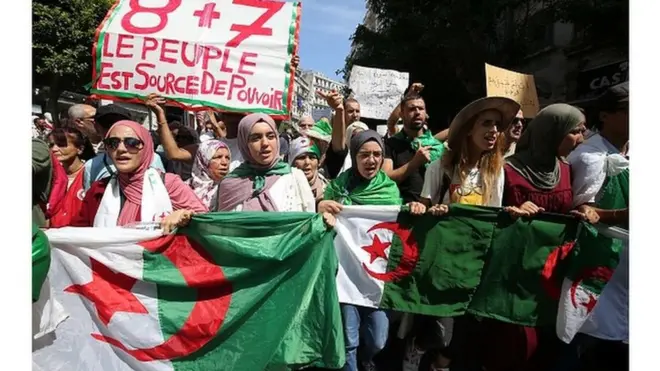 Les mécanismes pour des élections transparentes présentées dans deux projets de lois