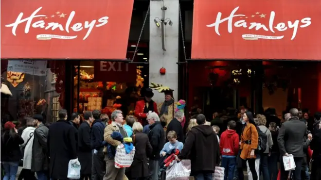 لندن کی ریجنٹ سٹریٹ پر واقع ہیملیز کا سٹور 1881 میں قائم کیا گیا تھا