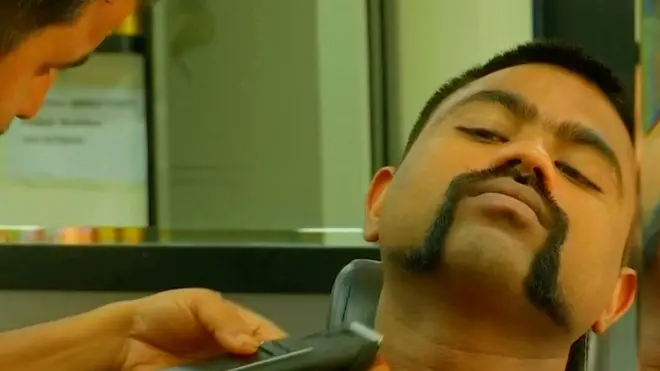 شارب الطيار الذي أفرجت عنه باكستان... صيحة تجتاح الهند