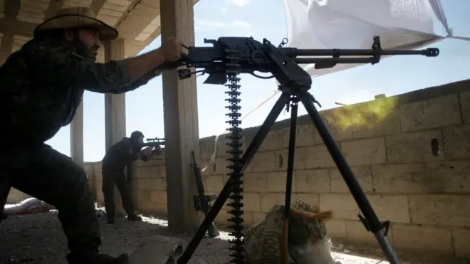 Бойцы сил курдской самообороны