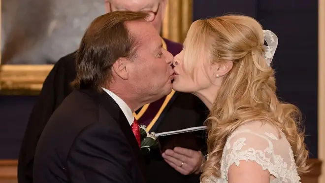 今月29日のトランプ政権発足100日目が近付くなか、大統領選で意見が真っ二つに分かれていた新婚カップルはうまくいっているだろうか。