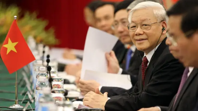 Ông Nguyễn Phú Trọng nói việc Tổng bí thư đảm nhiệm chức Chủ tịch nước là giải pháp tình thế